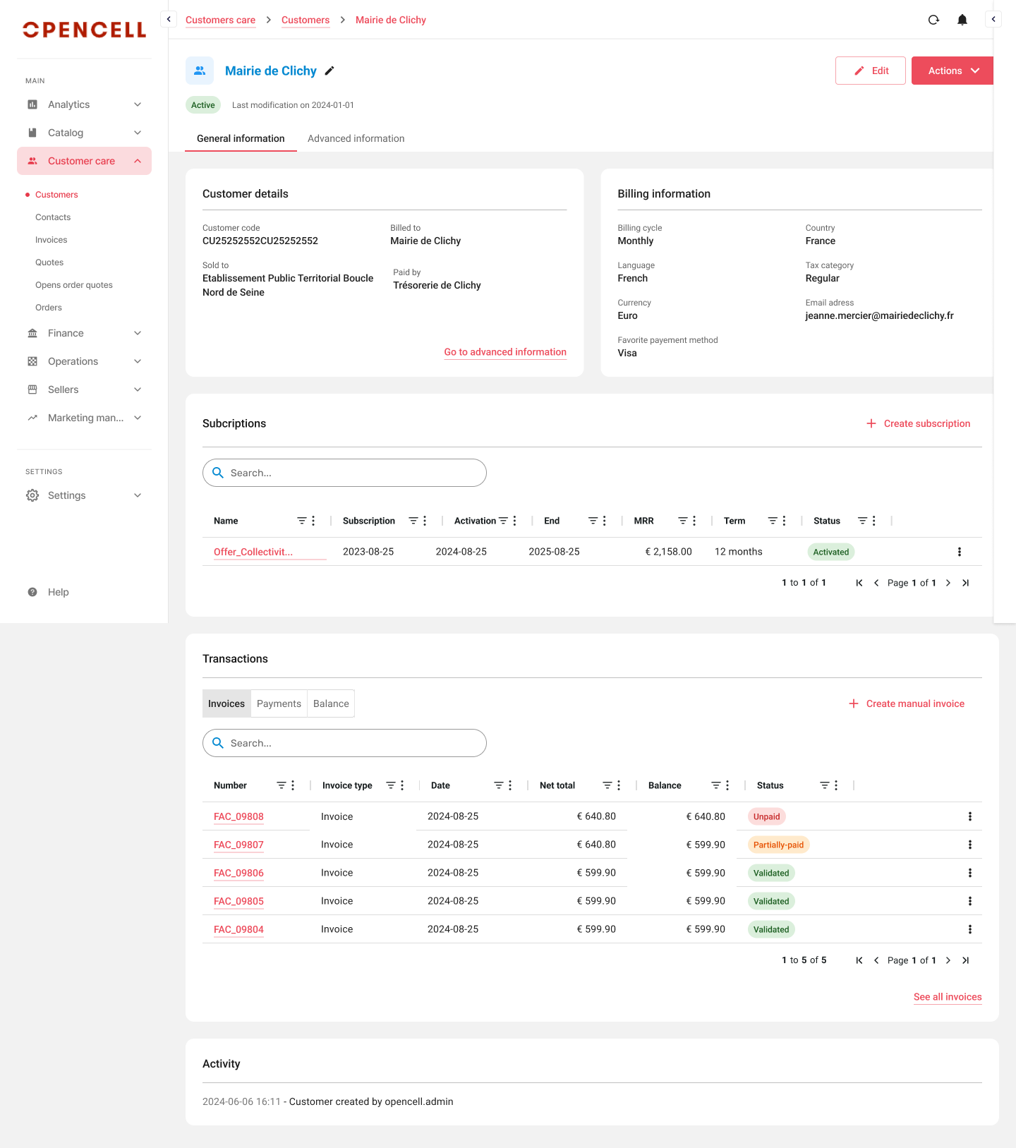 Page client Opencell — informations client, souscriptions et transactions